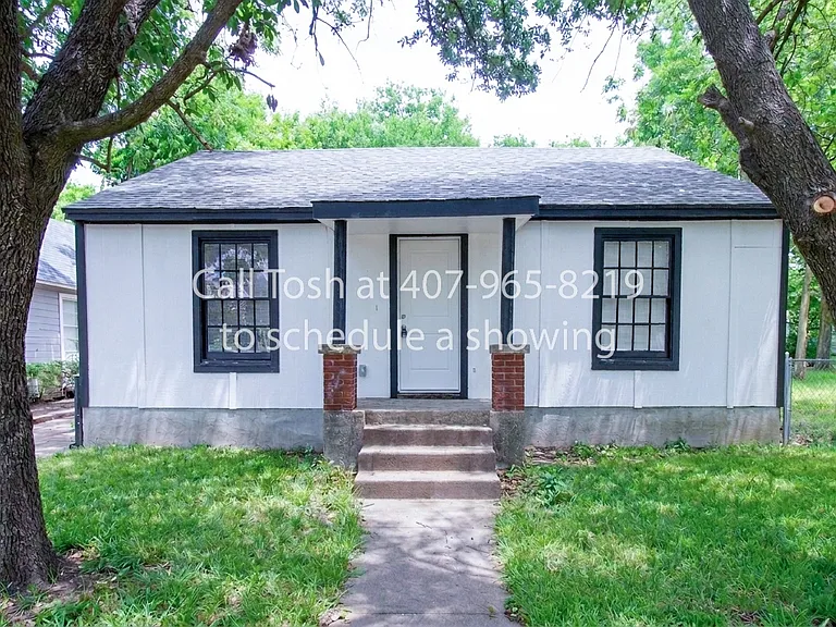 1110 S Houston Ave — Photo 1