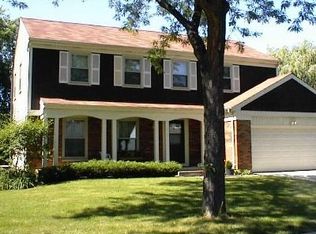 413 Appleton Dr, Vernon Hills, IL