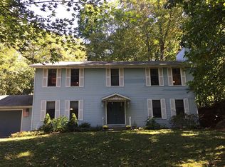 210 Laurel Dr, Cortlandt Manor, NY 10567