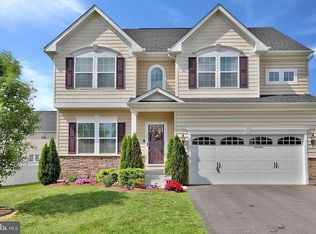 87 Overbrook Rd, Ranson, WV 25438