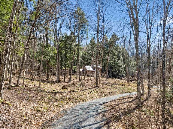 3rd image of 167 Leons Lane