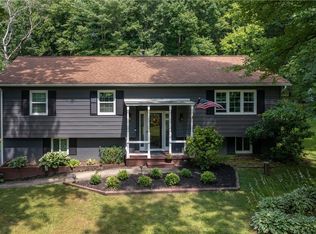 3030 Springwood Dr, Sharpsville, PA