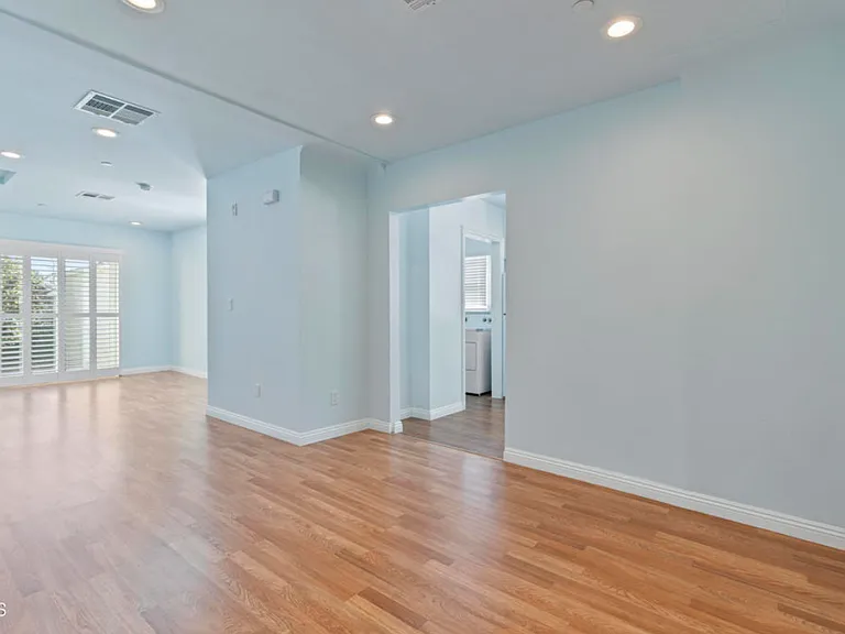 1724 S Marguerita Ave — Photo 4