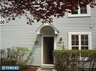2207 Sedgefield Dr #A, Mount Laurel, NJ 08054