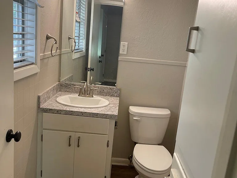 2408 Arcadia Dr — Photo 14