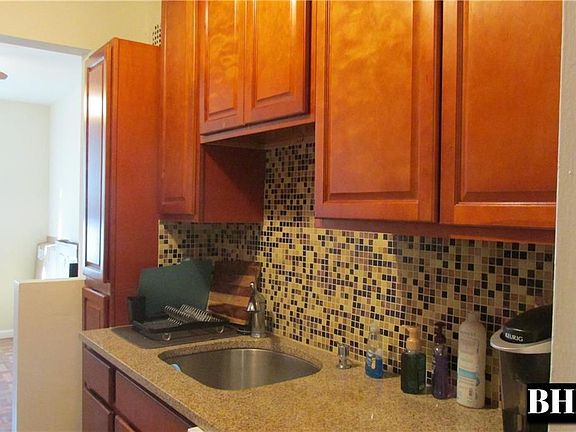 2nd image of 2265 Gerritsen Ave APT 4B