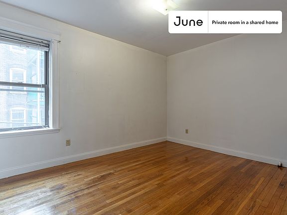 3rd image of 41 Egremont Rd #C