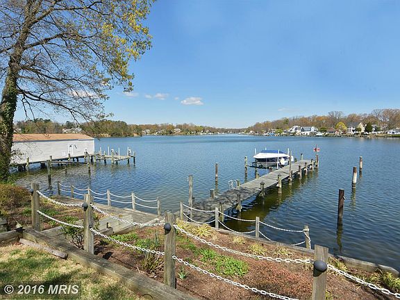 2nd image of 348 North Dr