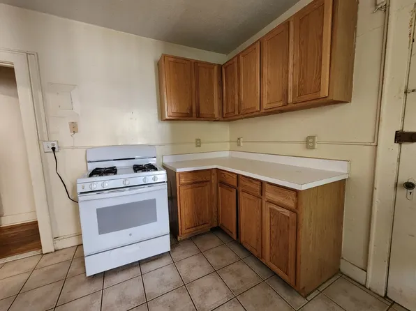 1499 Ella T Grasso Blvd, New Haven, CT