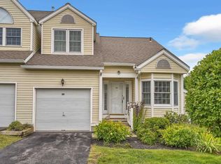 34 Spruce Ridge Dr #2, Fishkill, NY 12524