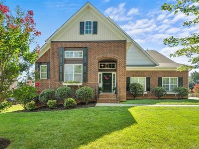 147 E Warfield Dr, Mooresville, NC, 28115