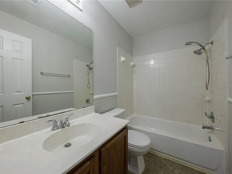 2905 Rainy River Dr — Photo 29