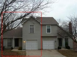 8520 W 109th Ter, Overland Park, KS 66210