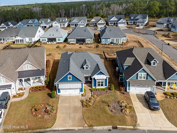 3rd image of 3444 Lake Club Circle