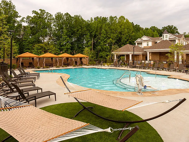 Belmont at Tryon Apartments — Photo 2