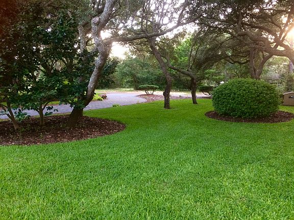 3rd image of 753 Beachview Dr