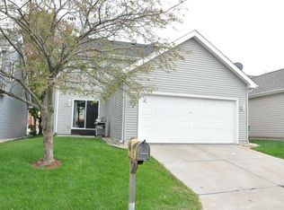 306 Harbour Town Dr, Madison, WI 53717