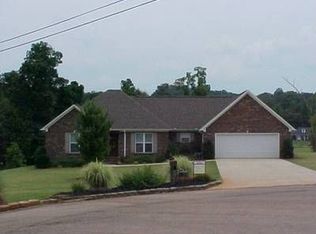 171 Berryhill Cv, Pontotoc, MS 38863