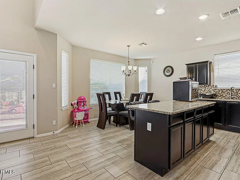 13224 Emerald Hills St — Photo 18