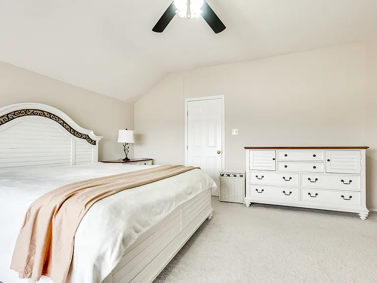 2401 Brycewood Ln — Photo 23