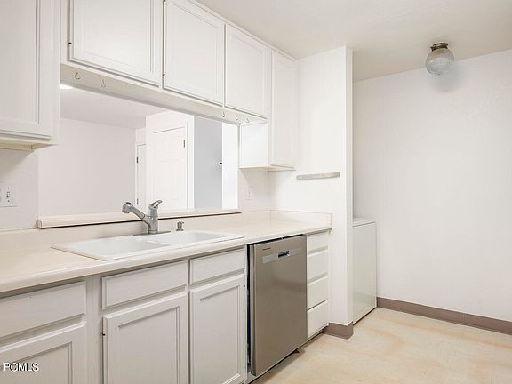 3rd image of 530 S 400 E APT 2207
