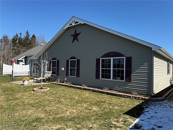 4th image of 304 Woodland Way