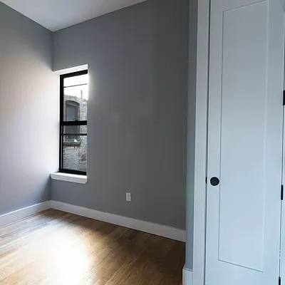 Rented by Nooklyn NYC LLC | media 17