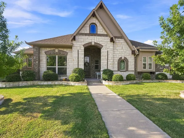 518 Stillwater Dr, Waxahachie, TX 75165