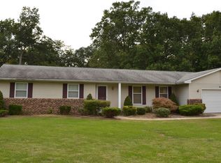 44 Lakewood Dr, Centralia, IL 62801