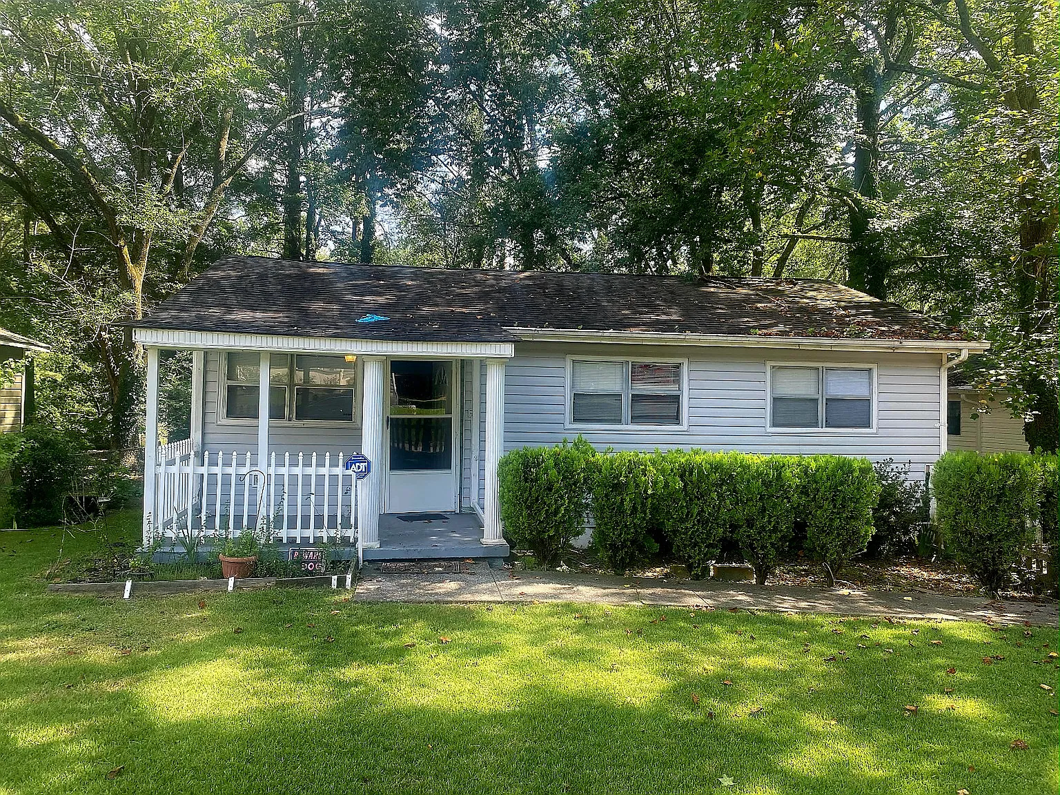242 N Lake Drive — Photo 1