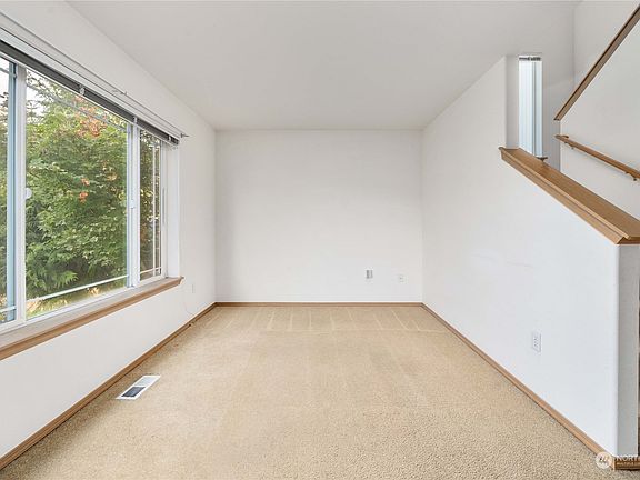 3rd image of 1332 181st Street Ct E