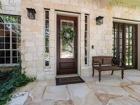 3rd image of 11913 Portofino Dr