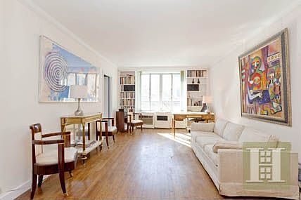 2nd image of 64 E 94th St APT 6A