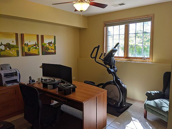 4th image of 10647 Gabrielle Ln