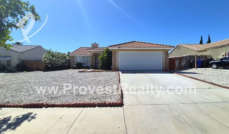 13105 Bennington Dr — Photo 1