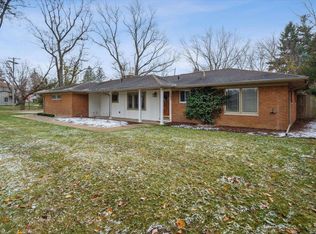 2288 Somerset Rd, Bloomfield Hills, MI 48302