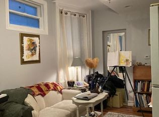 323 S 46th St #2R, Philadelphia, PA 19143