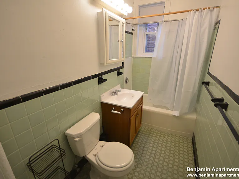 1595 Beacon St #12 — Photo 11