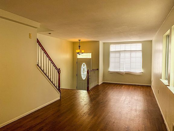 4th image of 117 Anthony St