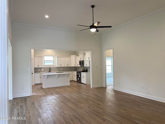 2nd image of 111 Fairdale Dr
