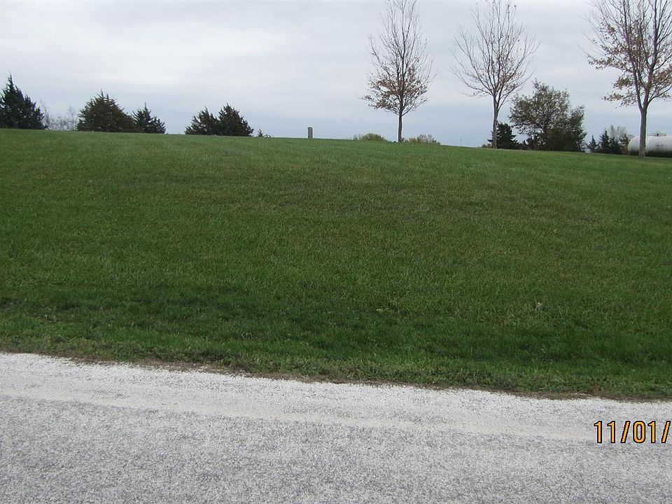 2nd image of 1098 Windmill Rd