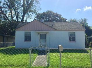 910 Porter St, Savannah, GA 31415