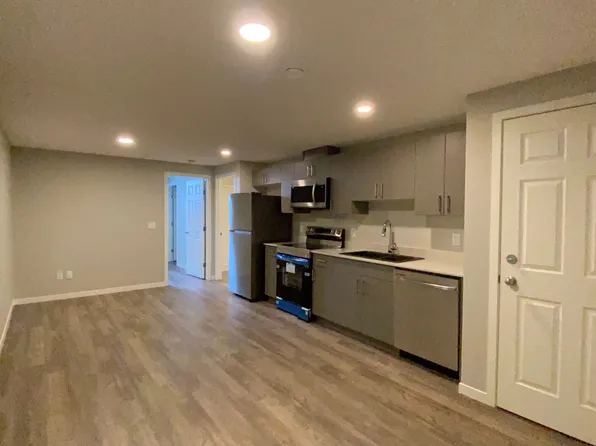 15642 19th Ave SW, Edmonton, AB T6W 5C3