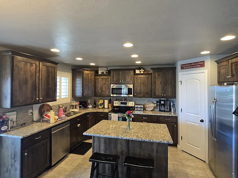2155 N 250 W — Photo 5