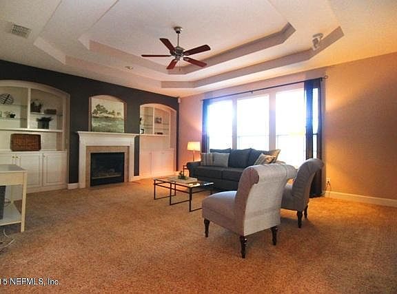 3rd image of 922 Yacht Harbor Ct
