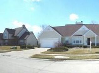 262 Bay Pointe Dr, Belleville, MI 48111