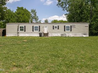 1960 Whirlwind Way, Mascot, TN 37806