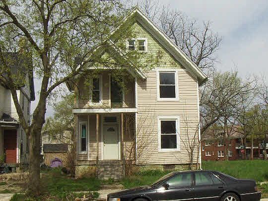 2nd image of 538 N Winnebago St