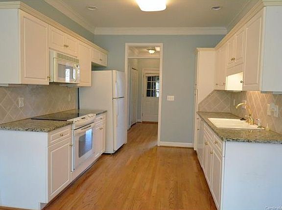 5th image of 2351 Sanderling Dr