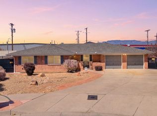 1301 Ridgecrest Loop SE, Albuquerque, NM 87108